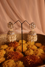 Load image into Gallery viewer, IRYA JHUMKA EARRINGS