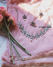 Load image into Gallery viewer, Bhairavi Necklace Set