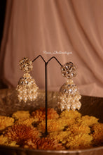 Load image into Gallery viewer, IRYA JHUMKA EARRINGS