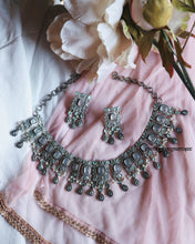 Load image into Gallery viewer, Diwija Necklace Set