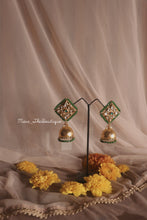 Load image into Gallery viewer, GAMINI KUNDAN EARRINGS
