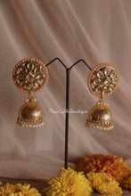 Load image into Gallery viewer, PARNIKA KUNDAN EARRINGS