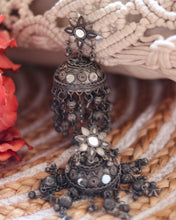 Load image into Gallery viewer, Taara Silver Oxidised Earrings