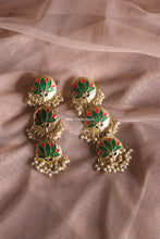 Load image into Gallery viewer, RIDDHI GREEN MOTIF EARRINGS
