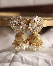 Load image into Gallery viewer, Nargis Gold Plated Earrings
