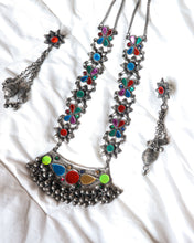 Load image into Gallery viewer, Pariwish Afghan Necklace And Earrings Set
