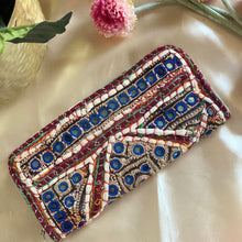 Load image into Gallery viewer, Boho Clutches
