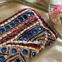 Load image into Gallery viewer, Boho Clutches
