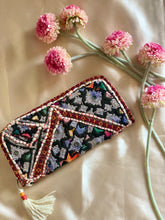 Load image into Gallery viewer, Boho Clutches
